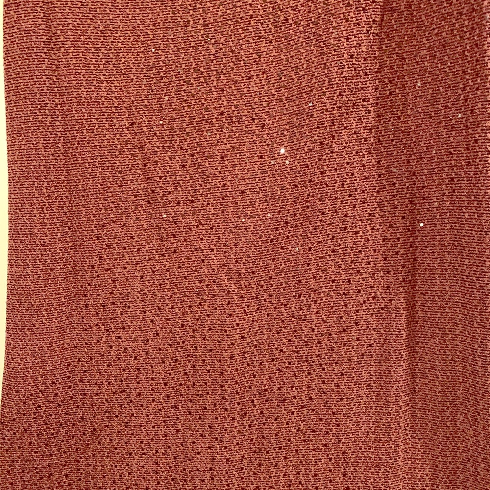 Gorgeous St. John skirt with Pailettes